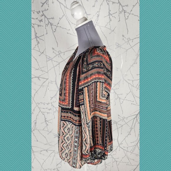 Figueroa & Flower Geometric Print Lace Back Peasant Blouse - Picture 2 of 3